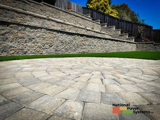 Multi-level tiered retaining wall & putting green