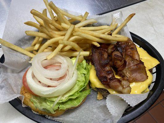 bacon cheeseburger