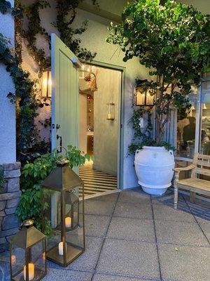 The beautiful entrance to the restaurant.