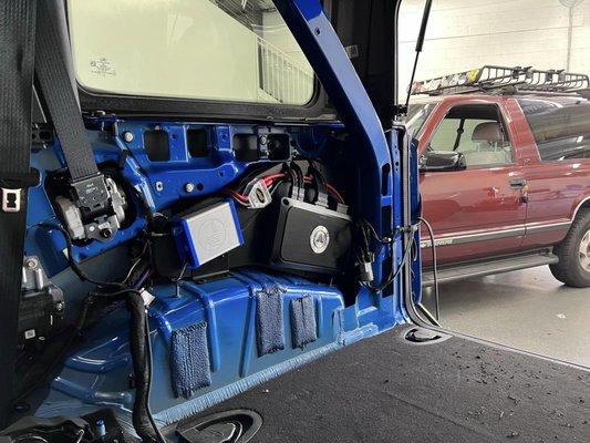 2023 Bronco amp set up