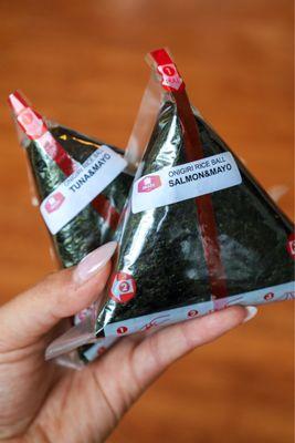 Onigiri @tiffhuangry