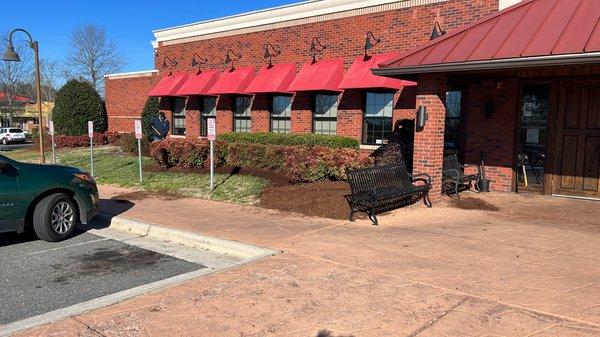 Mulching and pruning commercial