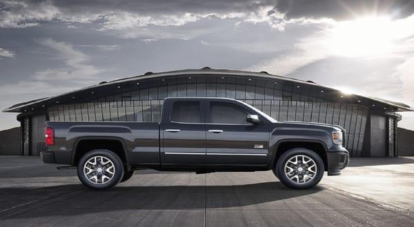 New 2014 Sierra defines Professional Grade!  Shop Rainbow Northshore where you  find Real People and Real Deals!!