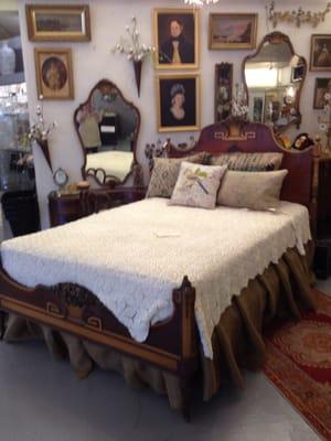 Beautiful antique bedroom suite!!!!