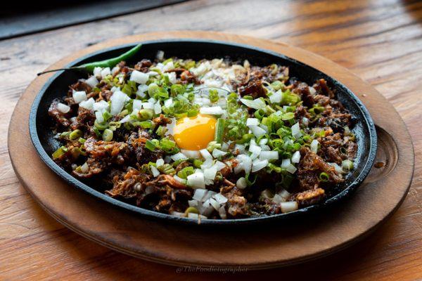 sizzling sisig.