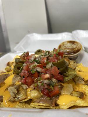 Nachos with carnitas