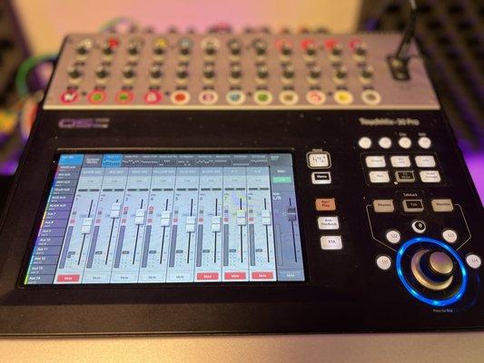 QSC TouchMix 3- Track Recorder and Mixer