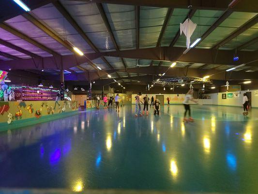 Skate floor