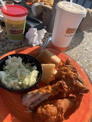 My 3 piece chicken with cole slaw, dinner roll and my mango drink.