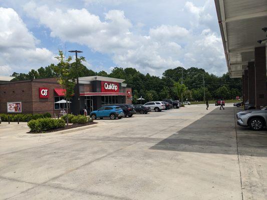 QuikTrip, Buford