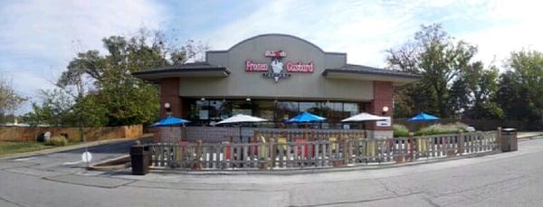 St. Louis Frozen Custard Factory in the Summer!