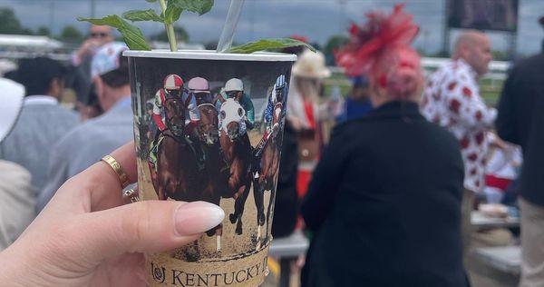 Mint julep in the stands