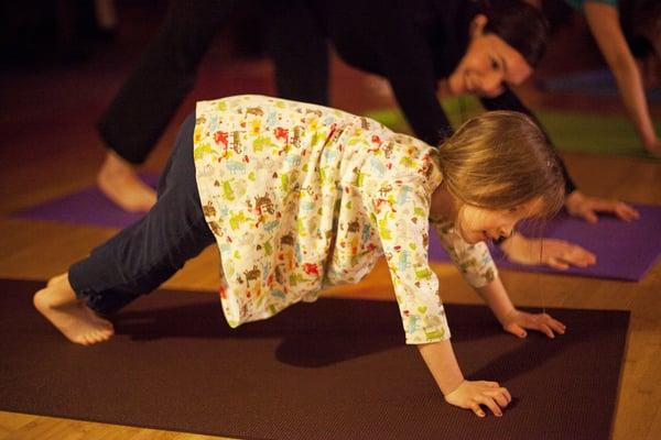 Family Yoga ~