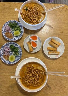 Koa n7. kao soi (noodles in curry) a7. crispy vegetable spring rolls (6)