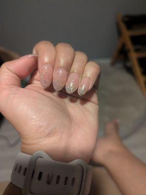 Full set with glitter. Love the shape!