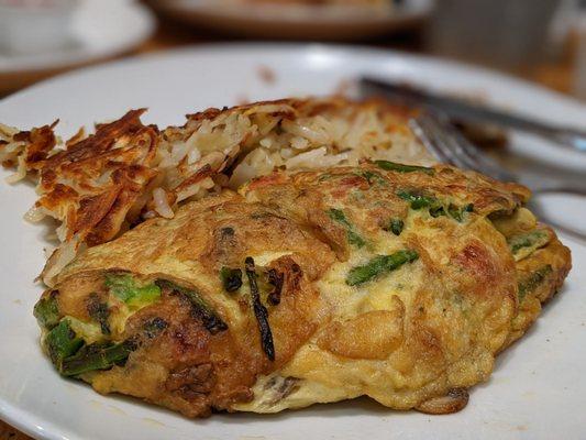 Veggie Omelet with Hashbrowns