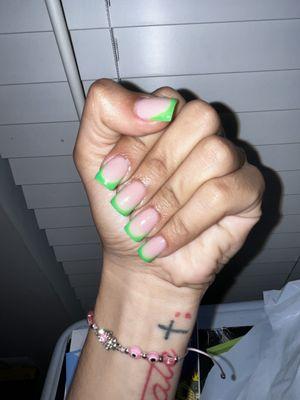 When I came the second time(nails shorter, paid more) overalll cute nails