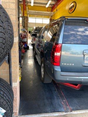 Pulled right in and they got started in my oil change and state inspection! Been coming here for over 11 years! I recommend them!