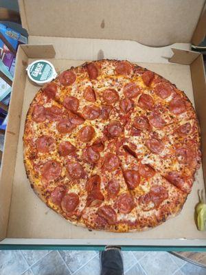 New York Pizza with Pepperoni