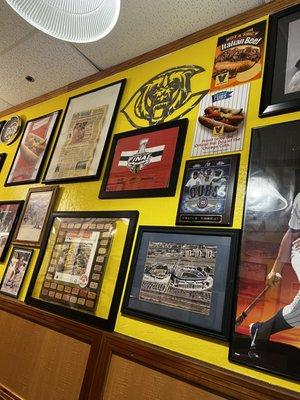 Windy City Beef-and-Dogs, 6/12/2023 Sports Memorabilia