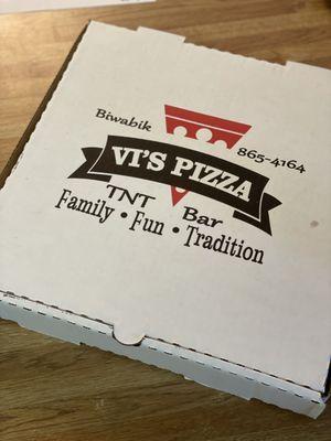 Vi's pizza