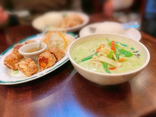 23. Hoi Jor $14.10; 37. Gang Khew Wan (Green Curry) with Chicken $18.45