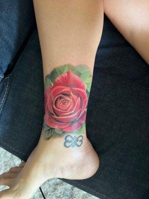 Rose tattoo