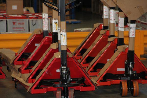 Pallet jacks repair in Los Angeles, Ca. 323-516-8455