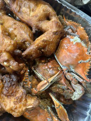 Fried male blue crabs and Steamed Male Blue Crabs