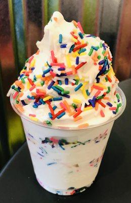 vanilla w. rainbow sprinkles