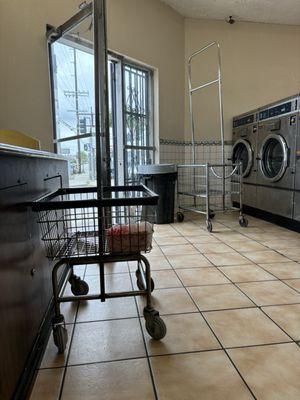 Gisselle Laundromat