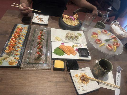 Salmon mania, Kona roll, salmon nigiri, Philadelphia roll, monkey brain, snow shadow.