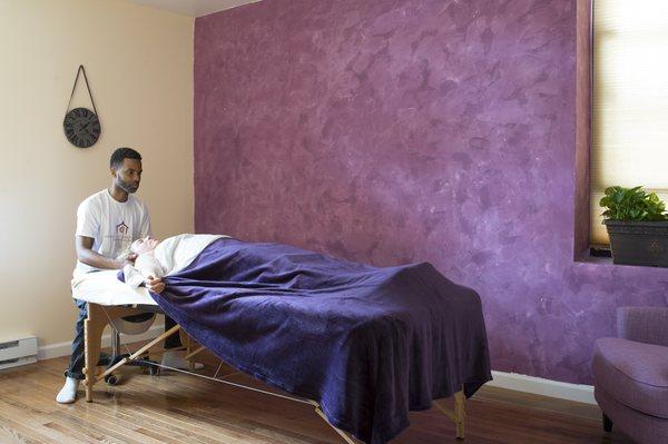 Our spacious amethyst room with Jaja doing his magic!