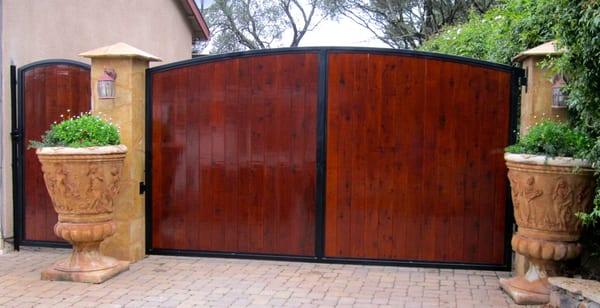 Wood Driveway Gate with Steel Frame