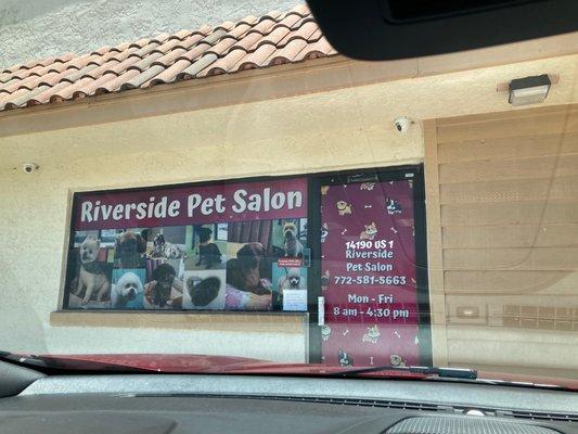 Riverside Pet Salon