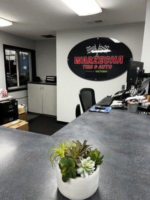 Warzecha Tire & Auto