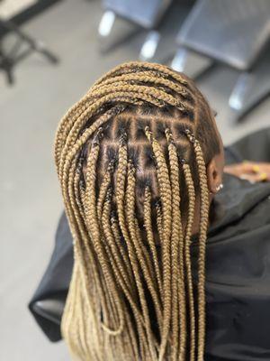 Knotless braids