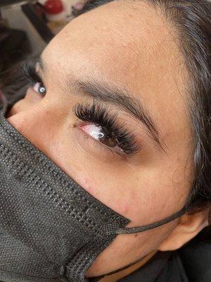 Volume lashes