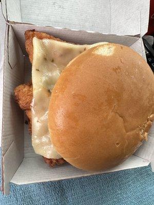 Deluxe Chicken with Pepper Jack Cheese