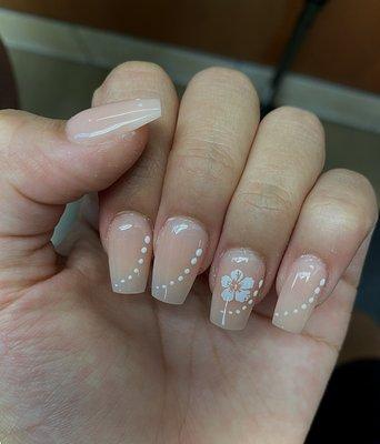 Light pink tropical nails