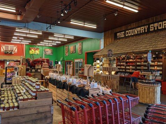 Country Store at Center Grove Orchard