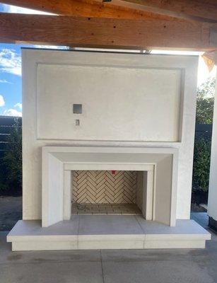 Our Manhattan mantel beautifully designed and installed for the clients outdoor California room.