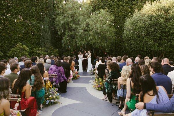 Ceremony Space 
 https://www.jennymarkham.com/