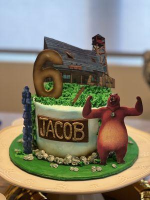 Grizzy and the Lemmings cake