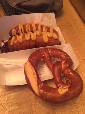 Wurst and pretzel