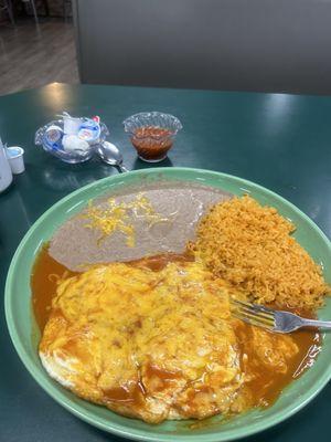 I will never go back there again very nice people but over $24 for huevos rancheros with no meat that is Highway robbery. Unbelievable.