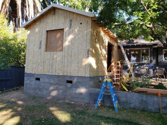 This is a room addition, bathroom/kitchen remodel in La Canada Flintridge 2018/2019