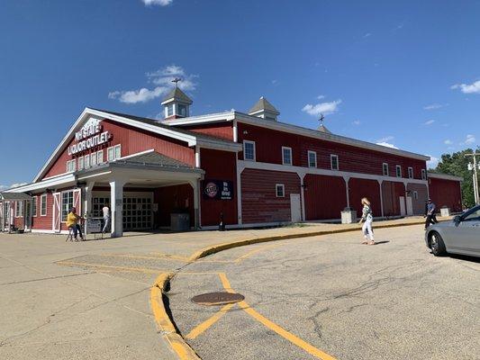 NH Liquor & Wine Outlet