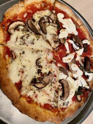 small (10") gluten-free pizza - mushrooms, half margherita