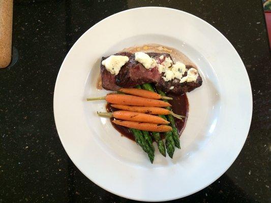 Gorgonzola steak with a Demi glacé, fantastic